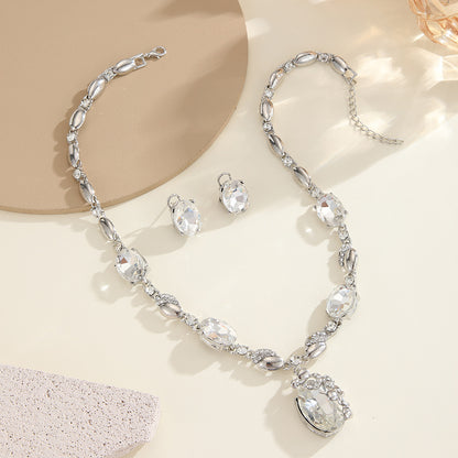 Stylish Oval Rhinestone Necklace and Earring Jewelry Set