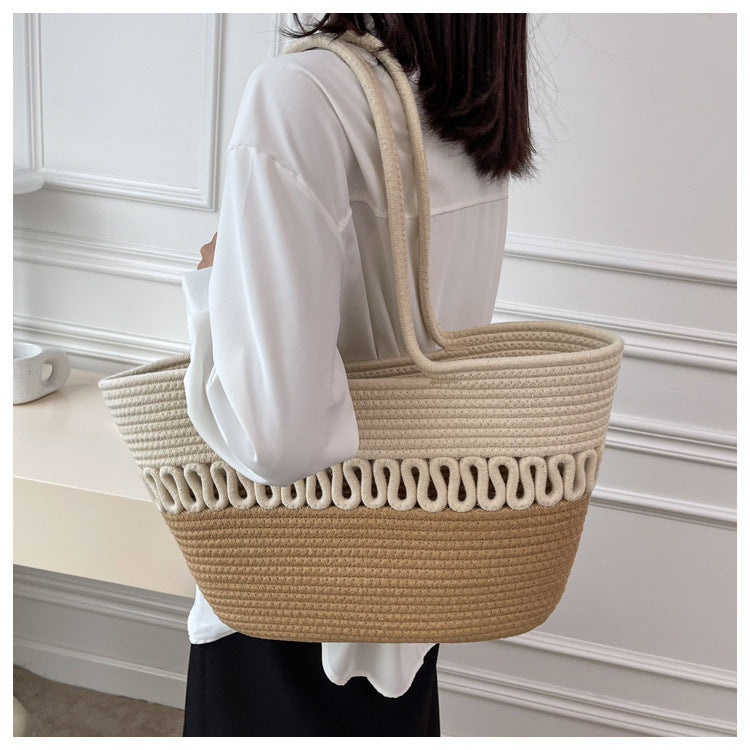 Women's Large-Capacity Straw Bag