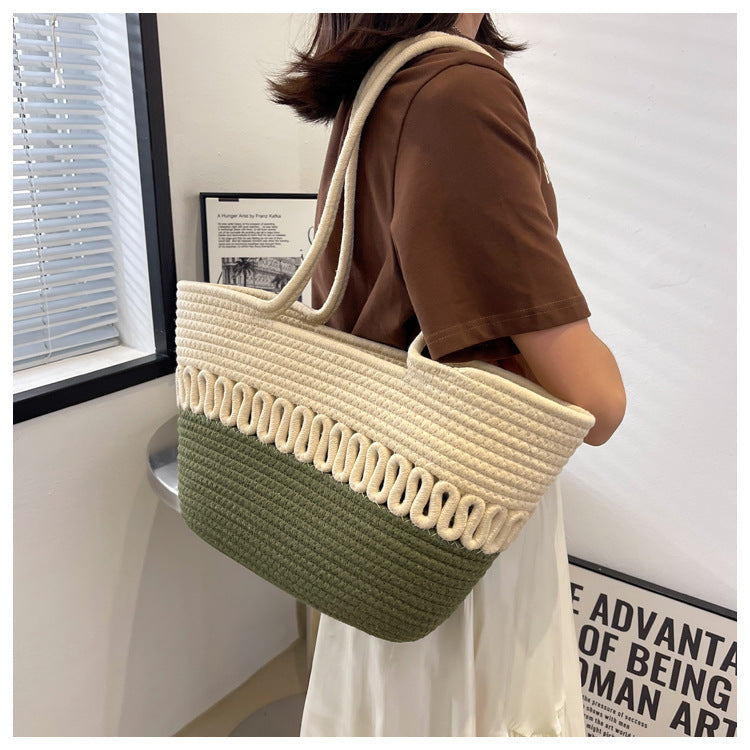 Women's Large-Capacity Straw Bag