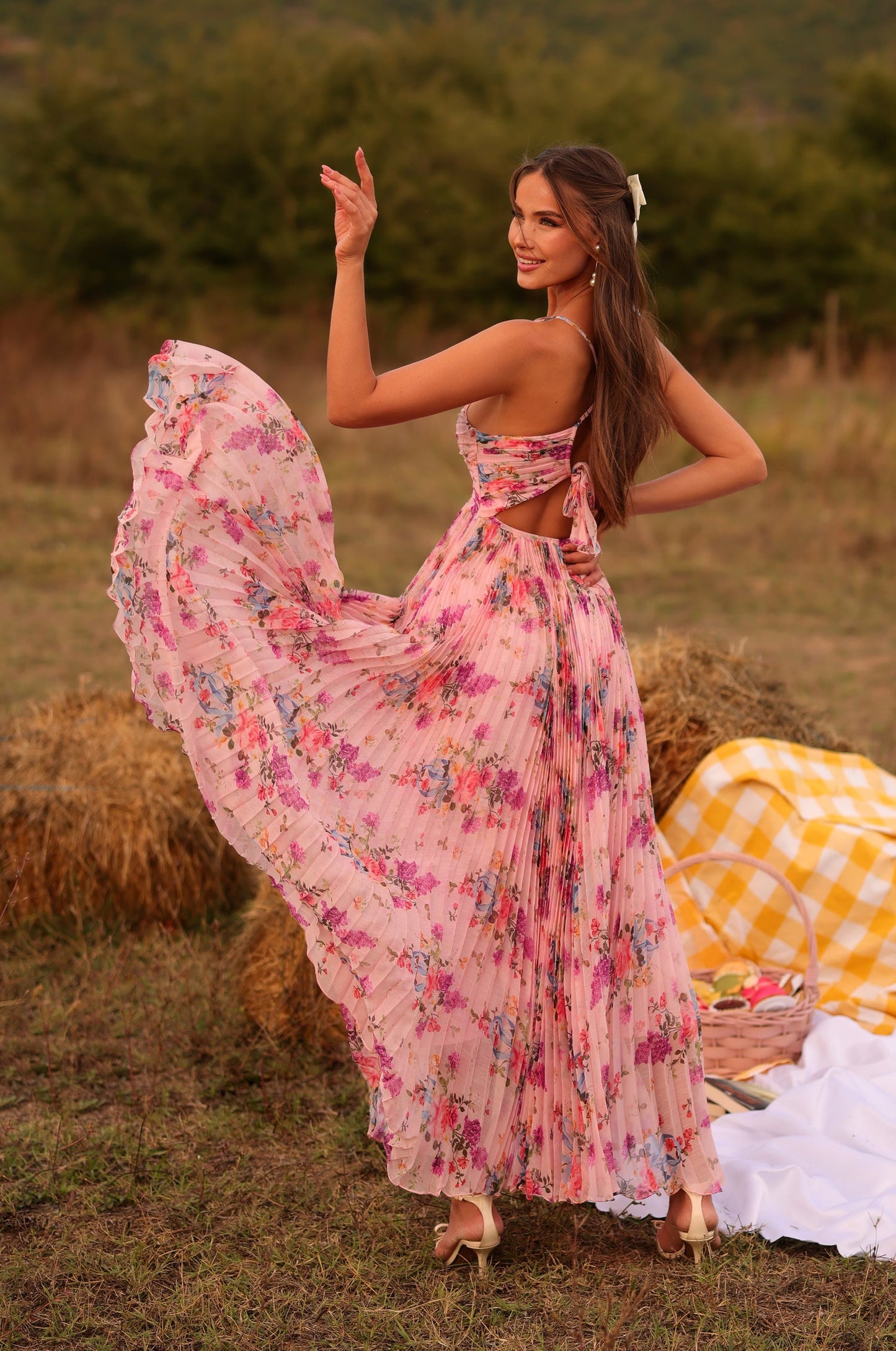 Women's Spaghetti Strap Floral Pleated Long Dress