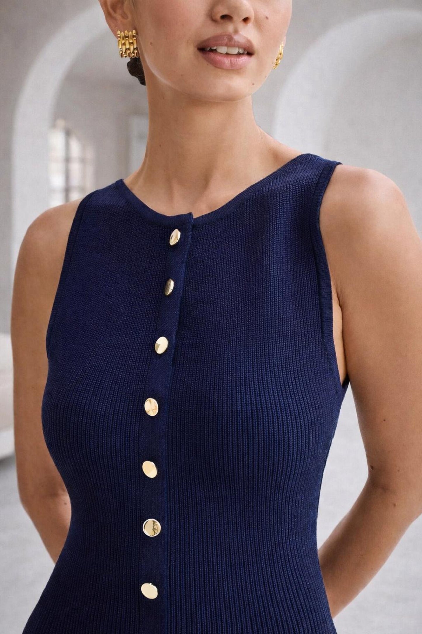 Sleeveless O-Neck Knit Bodycon Dress